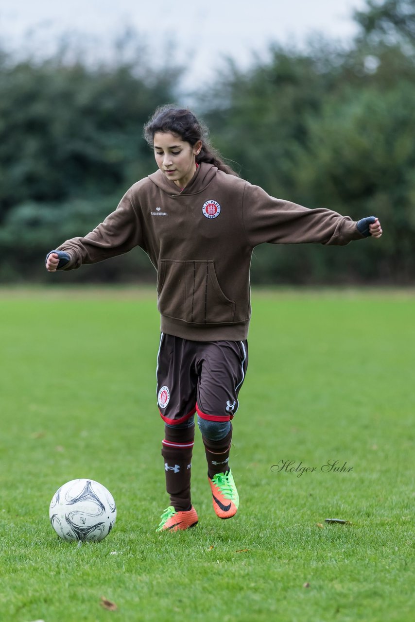 Bild 88 - C-Juniorinnen Halstenbek-Rellingen - St.Pauli : Ergebnis: 0:5